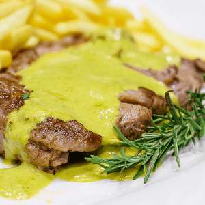 Bife ao molho Mostarda