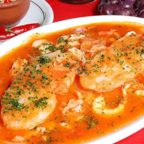 Filé De Peixe Com Molho De Camarão