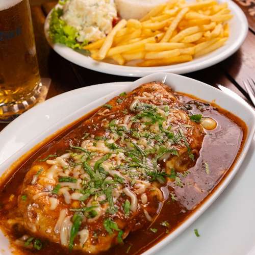  bife Parmegiana ao molho 4 queijos