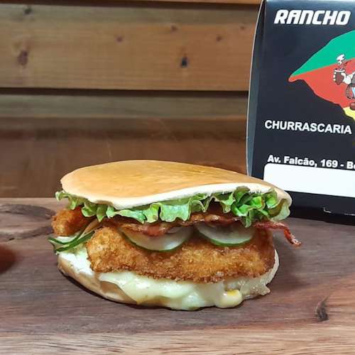 Xis frango à milanesa
