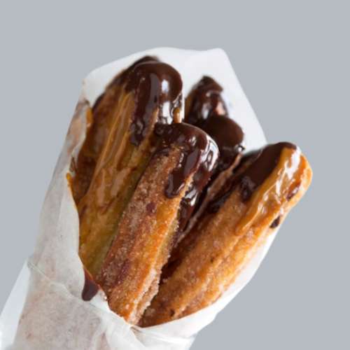 Churros Com Chocolate