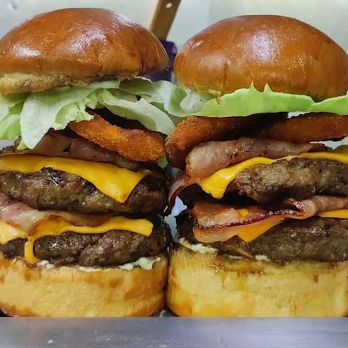 Hambúrguer de costela duplo