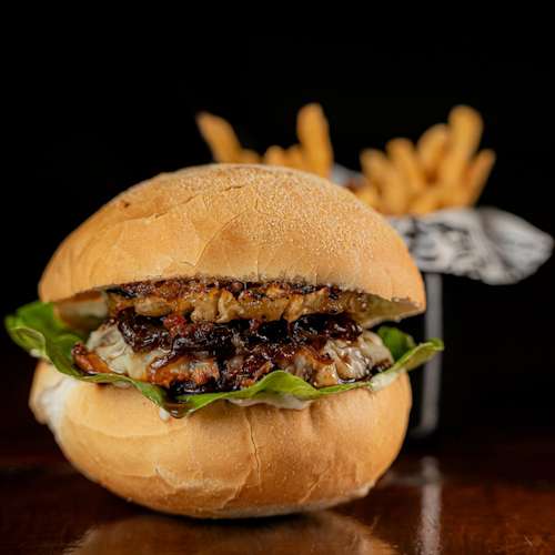 Breno Lombo Canadense