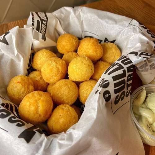 Média de Bolinhos de queijo 