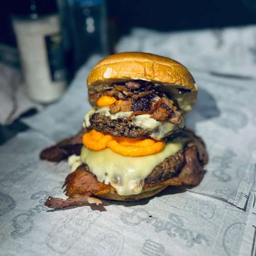 Burguer cheddar duplo bacon